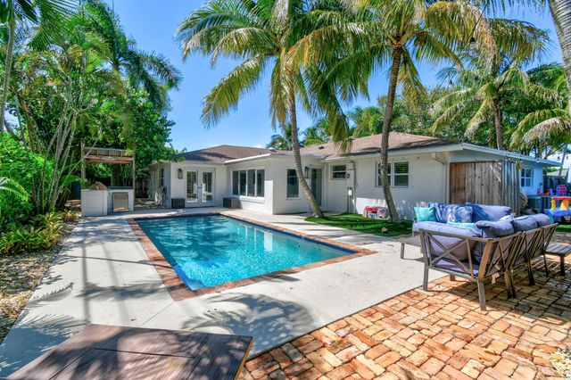 106 Windsor Road E, Jupiter, FL 33469