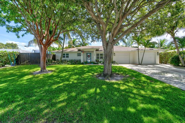 106 Windsor Road E, Jupiter, FL 33469