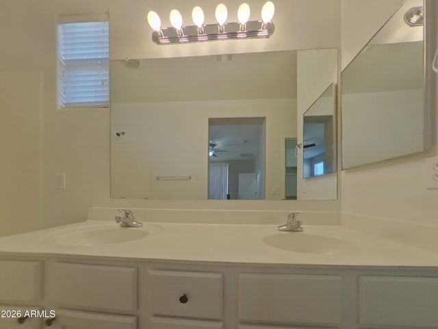 4028 W PEDRO Lane, Laveen, AZ 85339