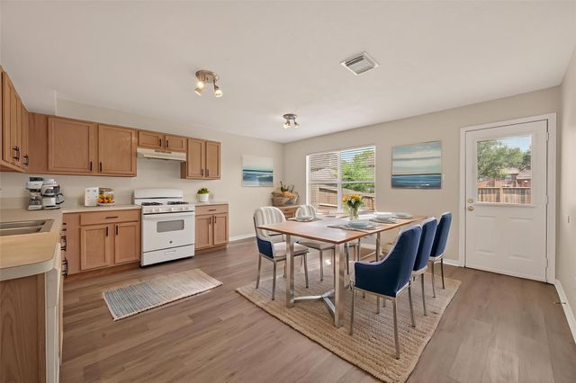 3107 Centennial Village Drive, Pearland, TX 77584