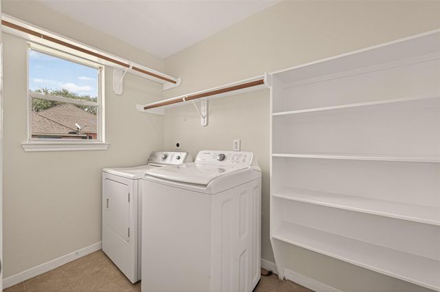 3107 Centennial Village Drive, Pearland, TX 77584