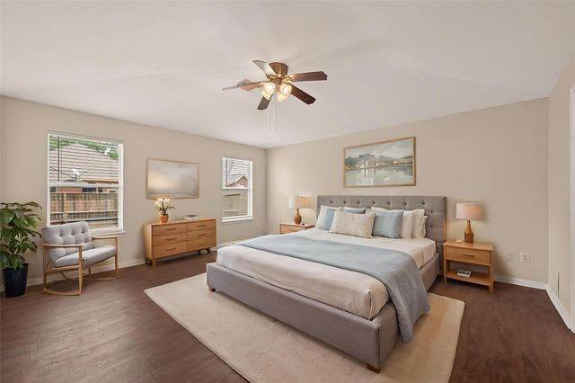 3107 Centennial Village Drive, Pearland, TX 77584