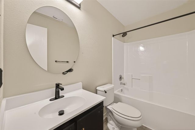 3107 Centennial Village Drive, Pearland, TX 77584