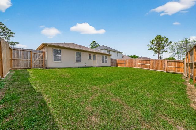 3107 Centennial Village Drive, Pearland, TX 77584