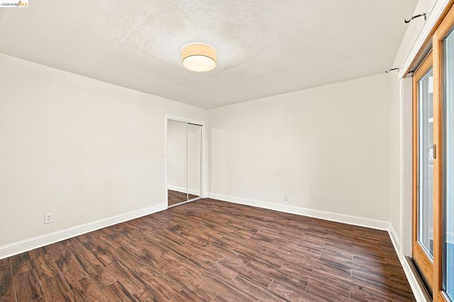 1324 Fitzgerald St, Oakland, CA 94608