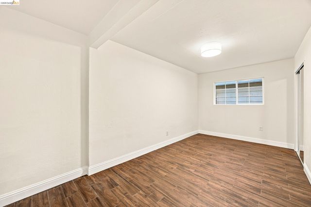 1324 Fitzgerald St, Oakland, CA 94608