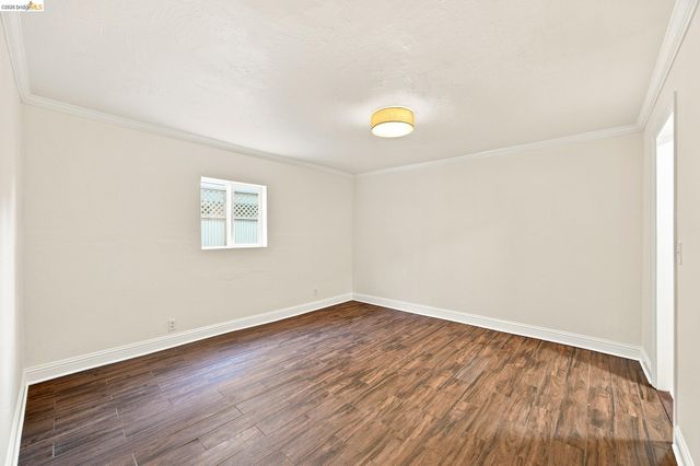 1324 Fitzgerald St, Oakland, CA 94608
