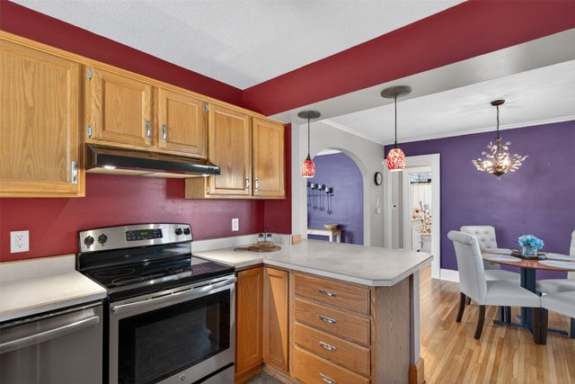 2420 45th Street, Des Moines, IA 50310