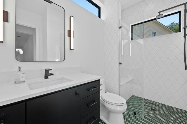 806 Sunfish ST, Lakeway, TX 78734