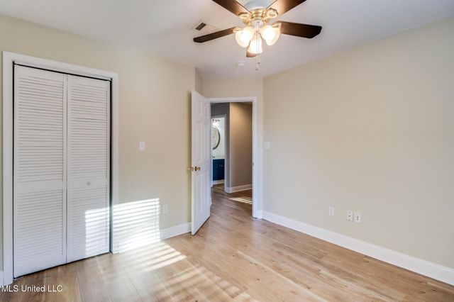 514 Royal Oak Drive, Pass Christian, MS 39571