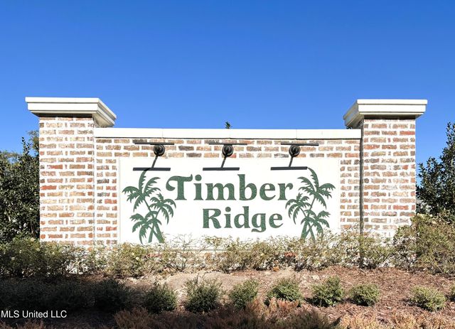 514 Royal Oak Drive, Pass Christian, MS 39571