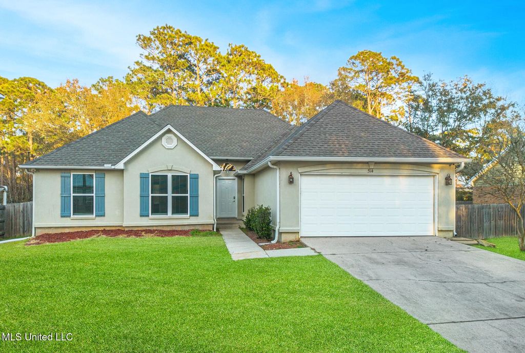 514 Royal Oak Drive, Pass Christian, MS 39571