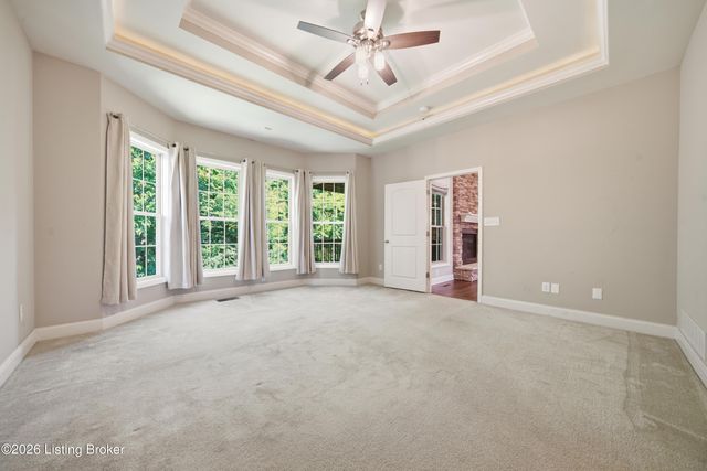 18406 Standwick Dr, Louisville, KY 40245