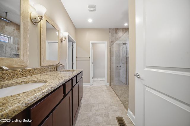 18406 Standwick Dr, Louisville, KY 40245