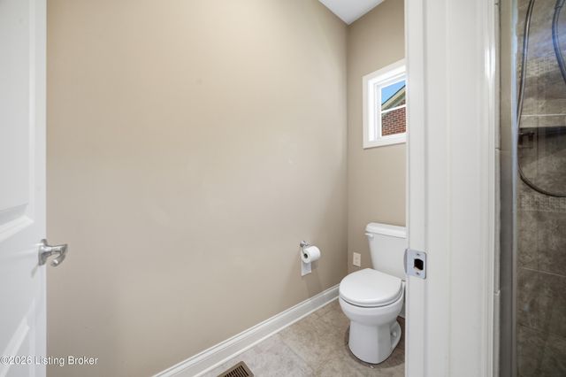 18406 Standwick Dr, Louisville, KY 40245