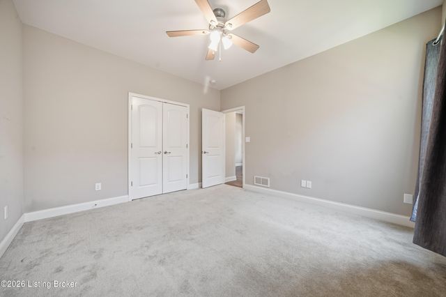 18406 Standwick Dr, Louisville, KY 40245