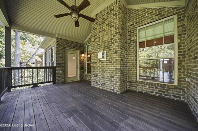 18406 Standwick Dr, Louisville, KY 40245