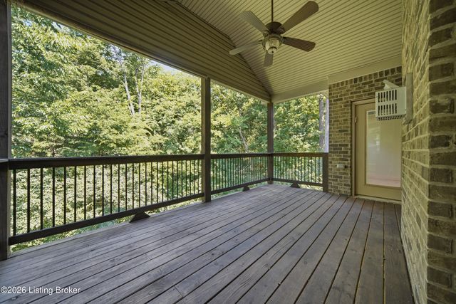 18406 Standwick Dr, Louisville, KY 40245