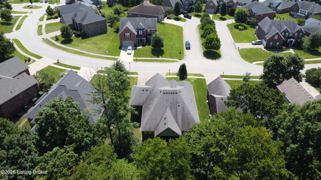 18406 Standwick Dr, Louisville, KY 40245