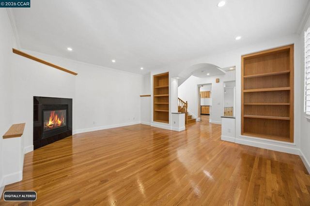 5535 Moraga Ave, Oakland, CA 94611
