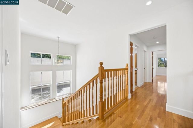 5535 Moraga Ave, Oakland, CA 94611