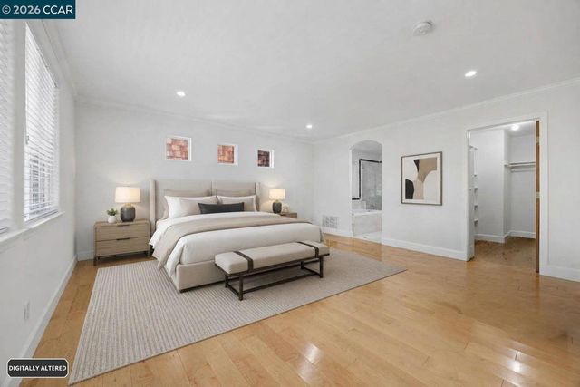 5535 Moraga Ave, Oakland, CA 94611