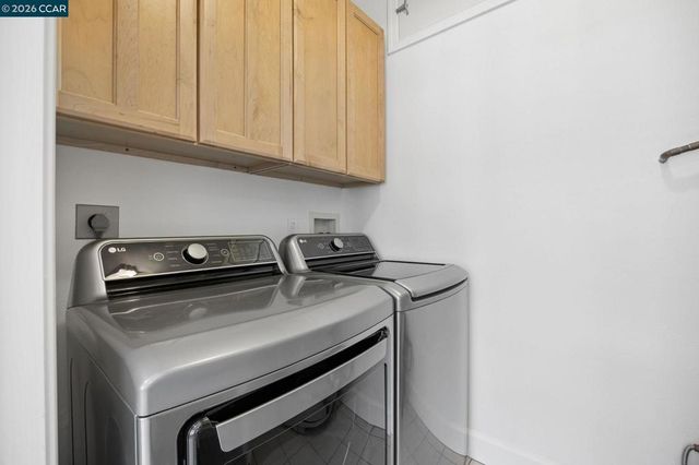 5535 Moraga Ave, Oakland, CA 94611