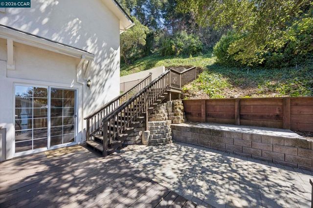 5535 Moraga Ave, Oakland, CA 94611