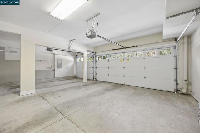 5535 Moraga Ave, Oakland, CA 94611