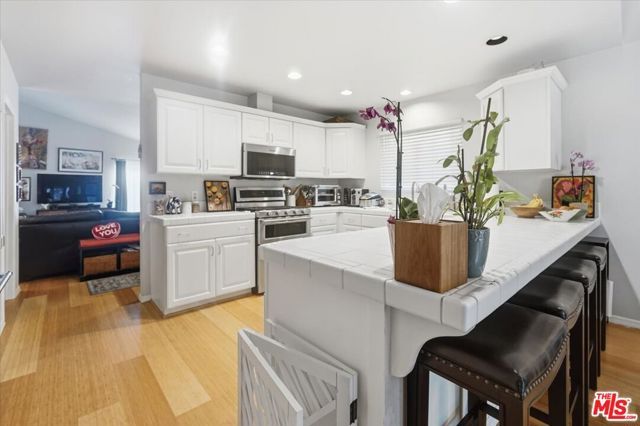 4032 Moore Street, Los Angeles, CA 90066