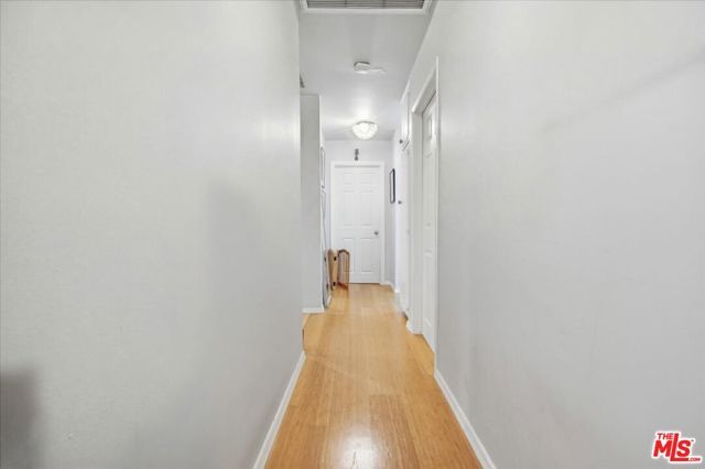 4032 Moore Street, Los Angeles, CA 90066