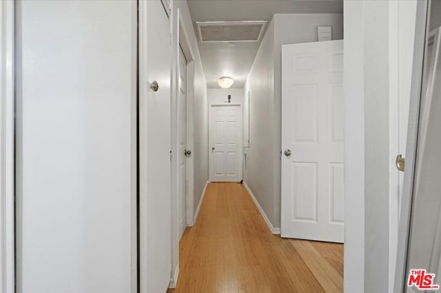 4032 Moore Street, Los Angeles, CA 90066