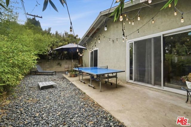 4032 Moore Street, Los Angeles, CA 90066