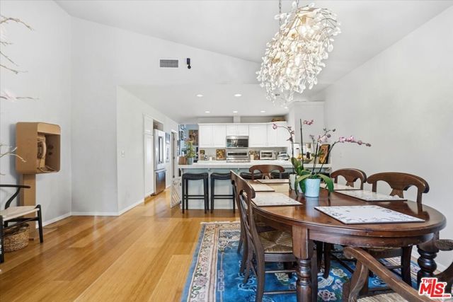 4032 Moore Street, Los Angeles, CA 90066
