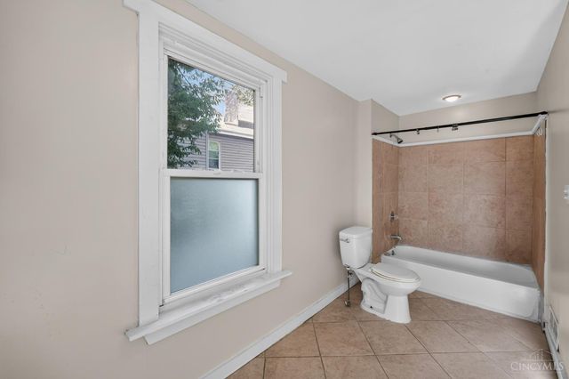 4313 Whetsel Avenue, Cincinnati, OH 45227