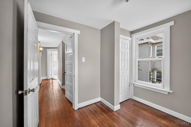 4313 Whetsel Avenue, Cincinnati, OH 45227