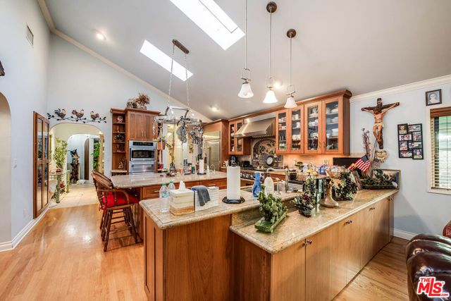 4120 W Mcfarlane Avenue, Burbank, CA 91505