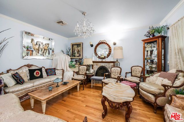 4120 W Mcfarlane Avenue, Burbank, CA 91505
