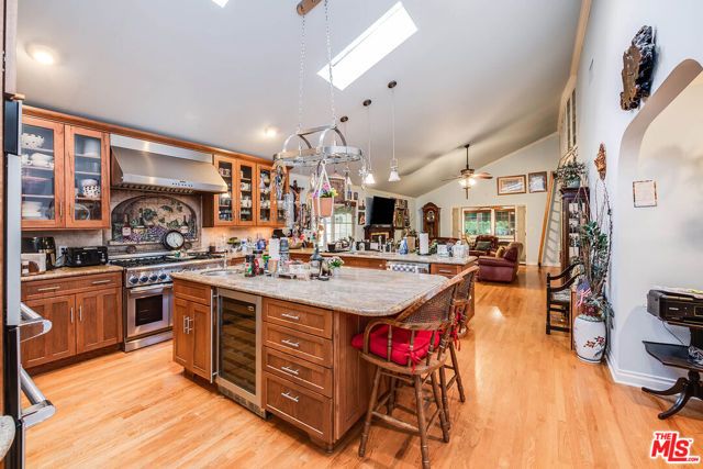 4120 W Mcfarlane Avenue, Burbank, CA 91505