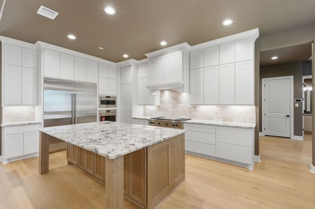 8104 High Meadow Ridge Court, Montgomery, TX 77316