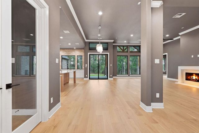 8104 High Meadow Ridge Court, Montgomery, TX 77316