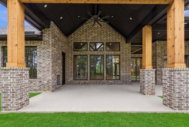 8104 High Meadow Ridge Court, Montgomery, TX 77316