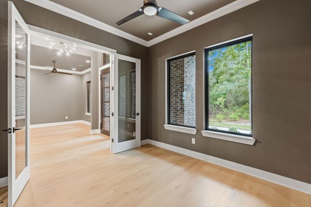 8104 High Meadow Ridge Court, Montgomery, TX 77316