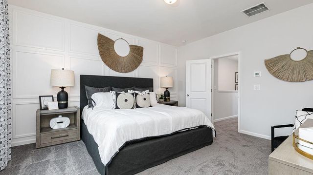 847 York Alley, Acworth, GA 30102