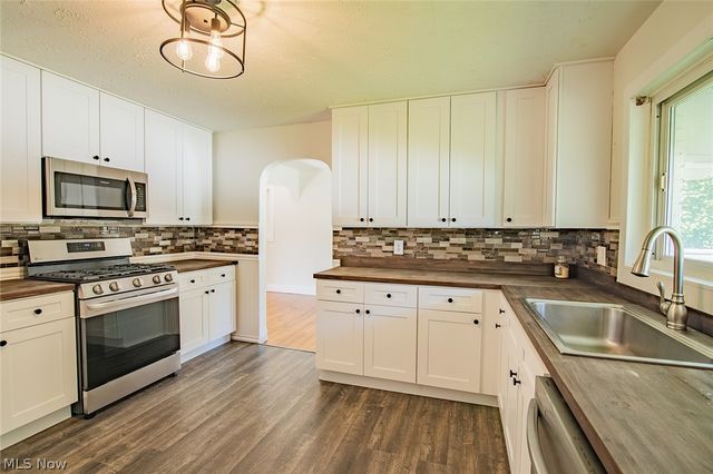 3517 Cadillac Drive, Parkersburg, WV 26104