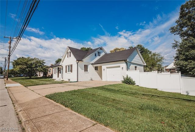 3517 Cadillac Drive, Parkersburg, WV 26104
