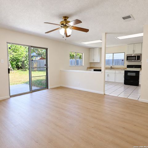 9319 Bendell, San Antonio, TX 78250