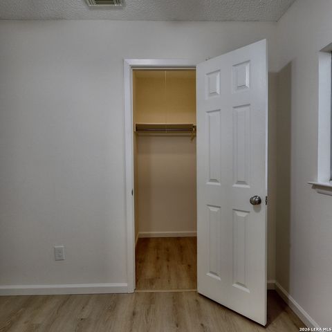 9319 Bendell, San Antonio, TX 78250