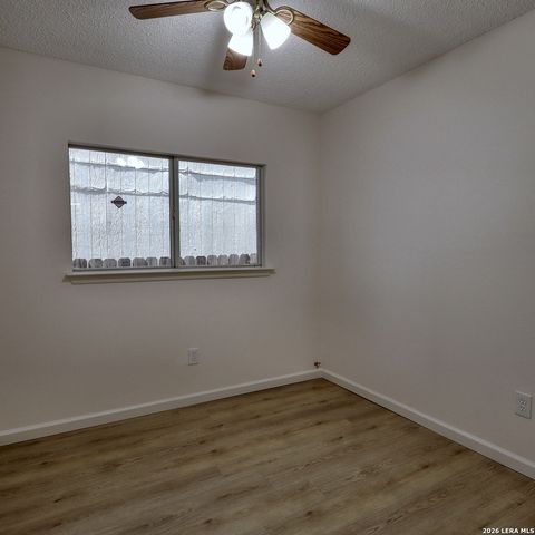 9319 Bendell, San Antonio, TX 78250
