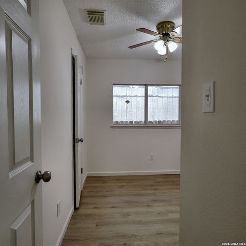 9319 Bendell, San Antonio, TX 78250